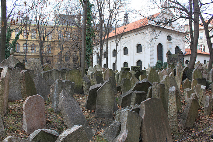 Le cimetière juif de Prague