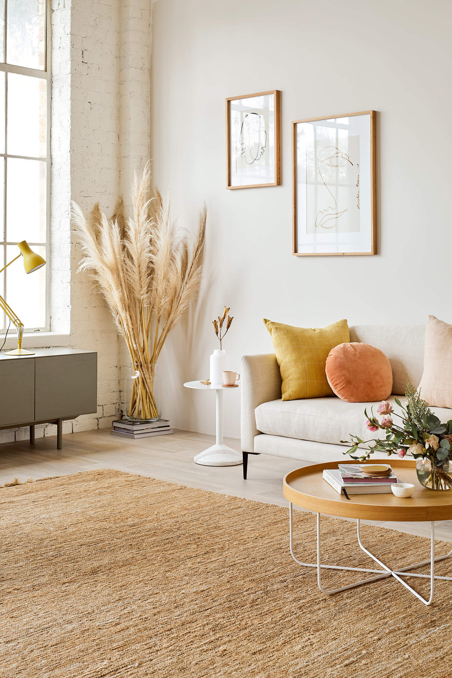 Comment adopter le jaune moutarde en déco ? - Frenchyfancy