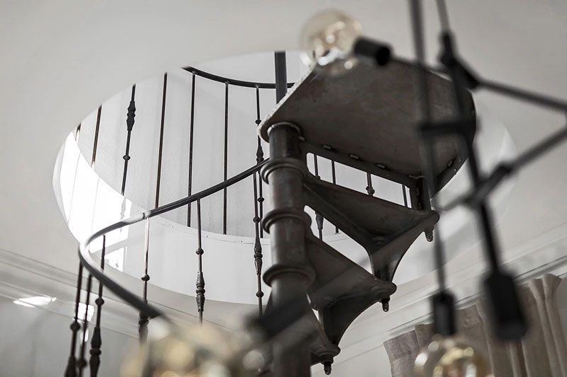 Escalier en colimaçon style loft