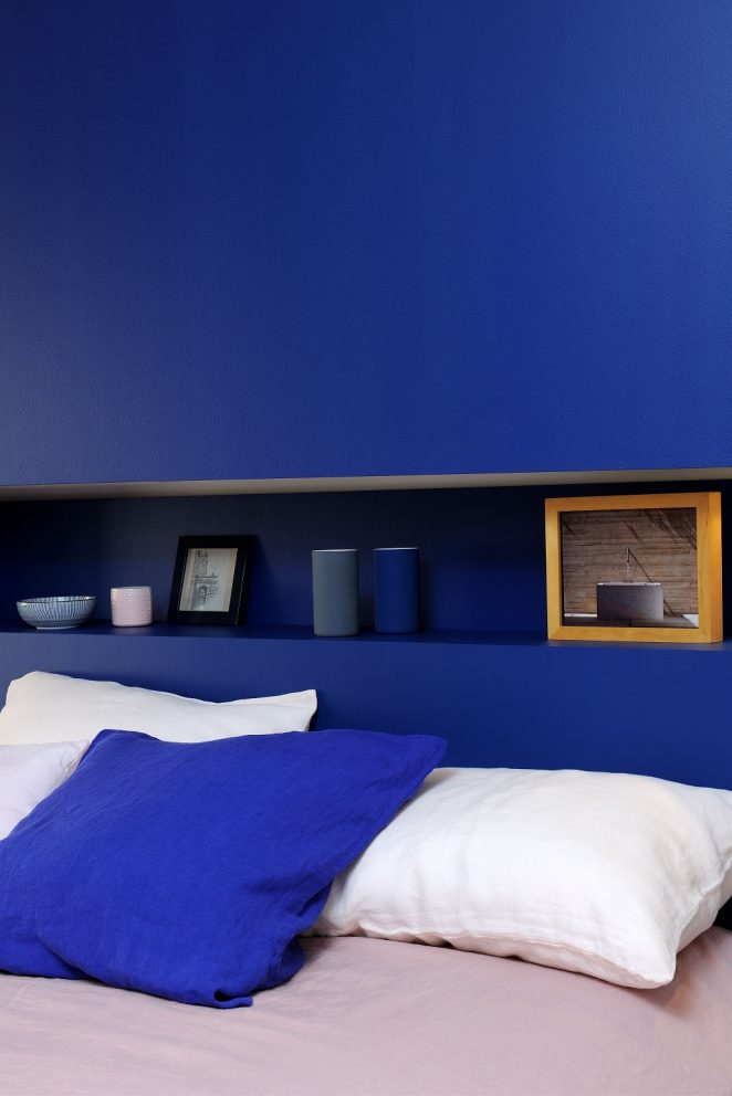 Décoration chambre bleu indigo
