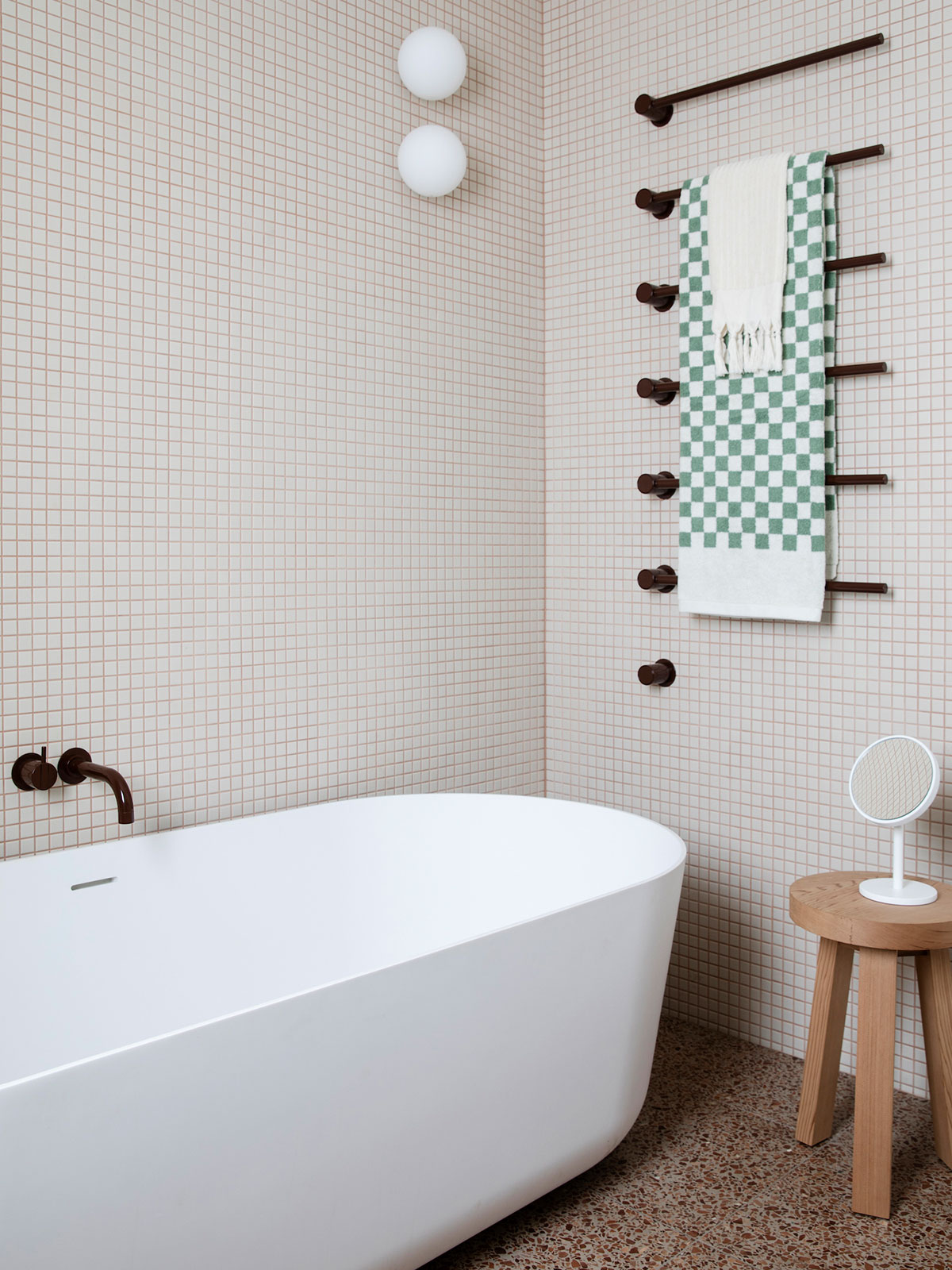 Les meilleures idées de carrelage pour la salle de bains - Frenchyfancy